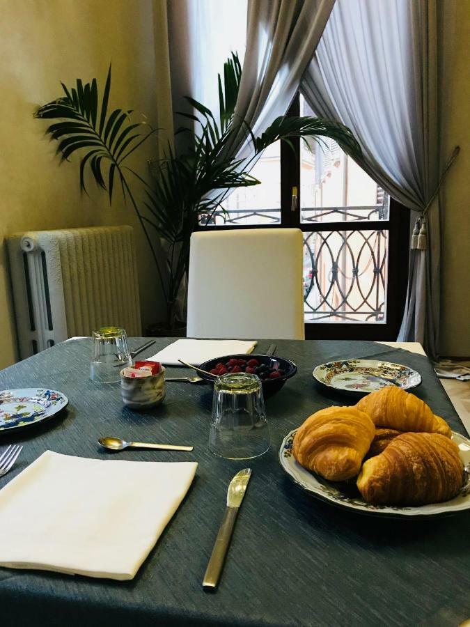 Le Stanze Degli Angeli, Room & Breakfast ボローニャ エクステリア 写真